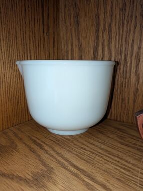 White Milk Glasbake Mixing Bowl